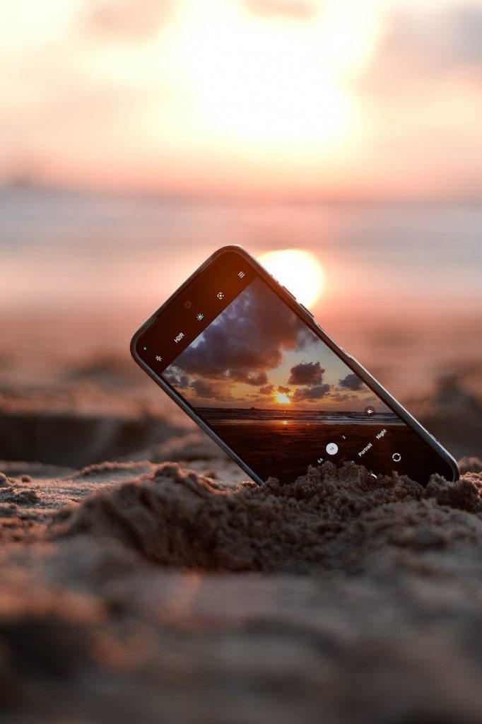sunset, phone, capture-8544672.jpg